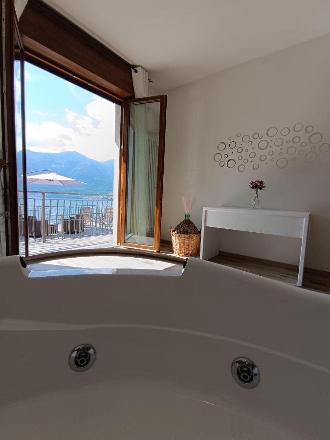 Dudi Jolie Maison - Jacuzzi Lezzeno Exteriör bild